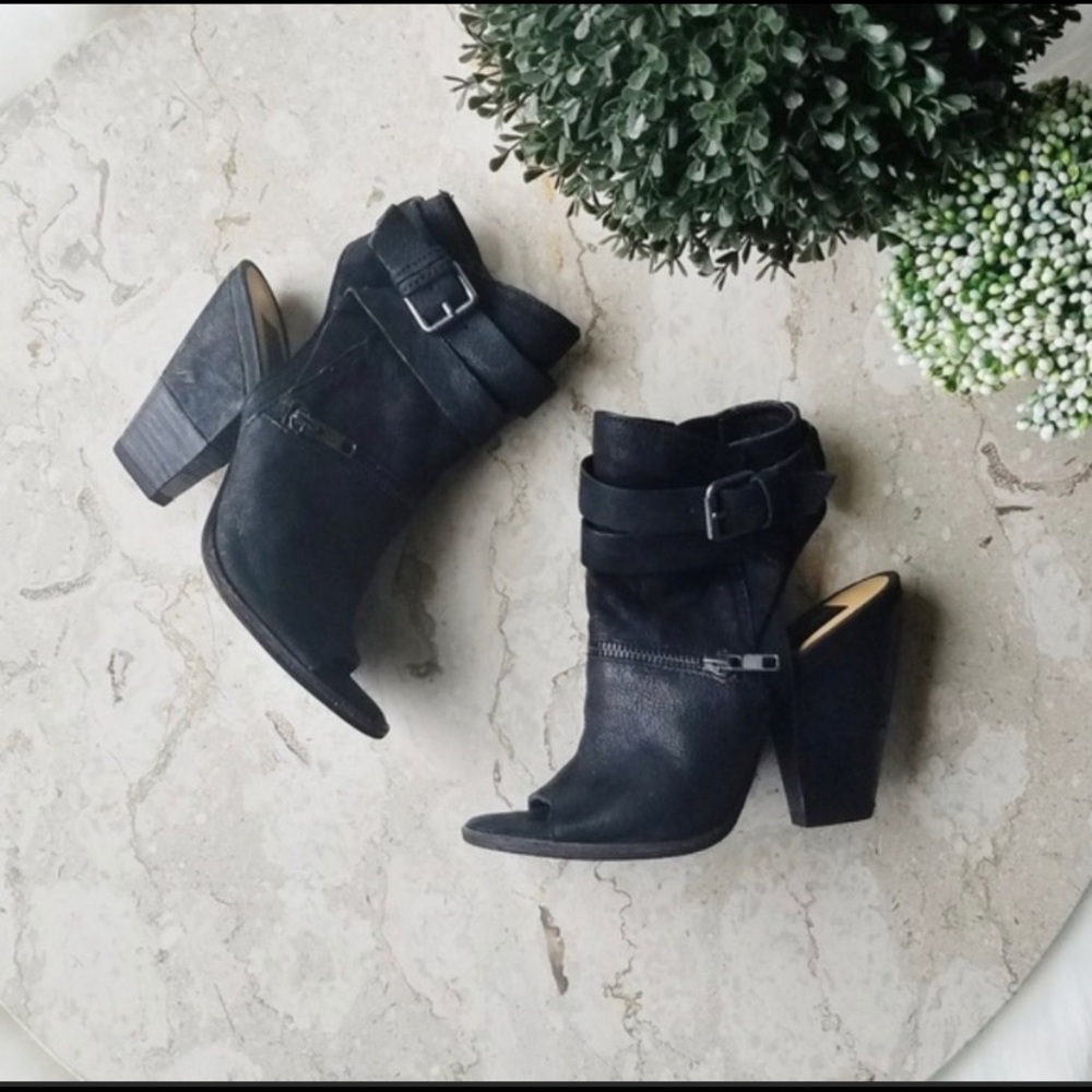 Dolce Vita Black Leather Nayla Open Toe Booties 6